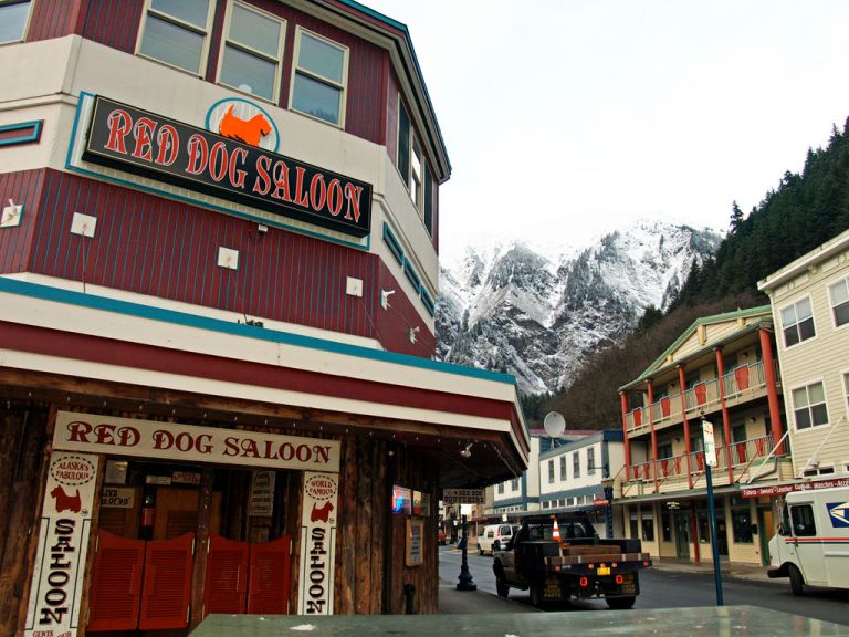 Red Dog Saloon. Gold Red Dog Alyaska. Red Dog mine Alaska. Red Dog Saloon rejection. Аляска меню